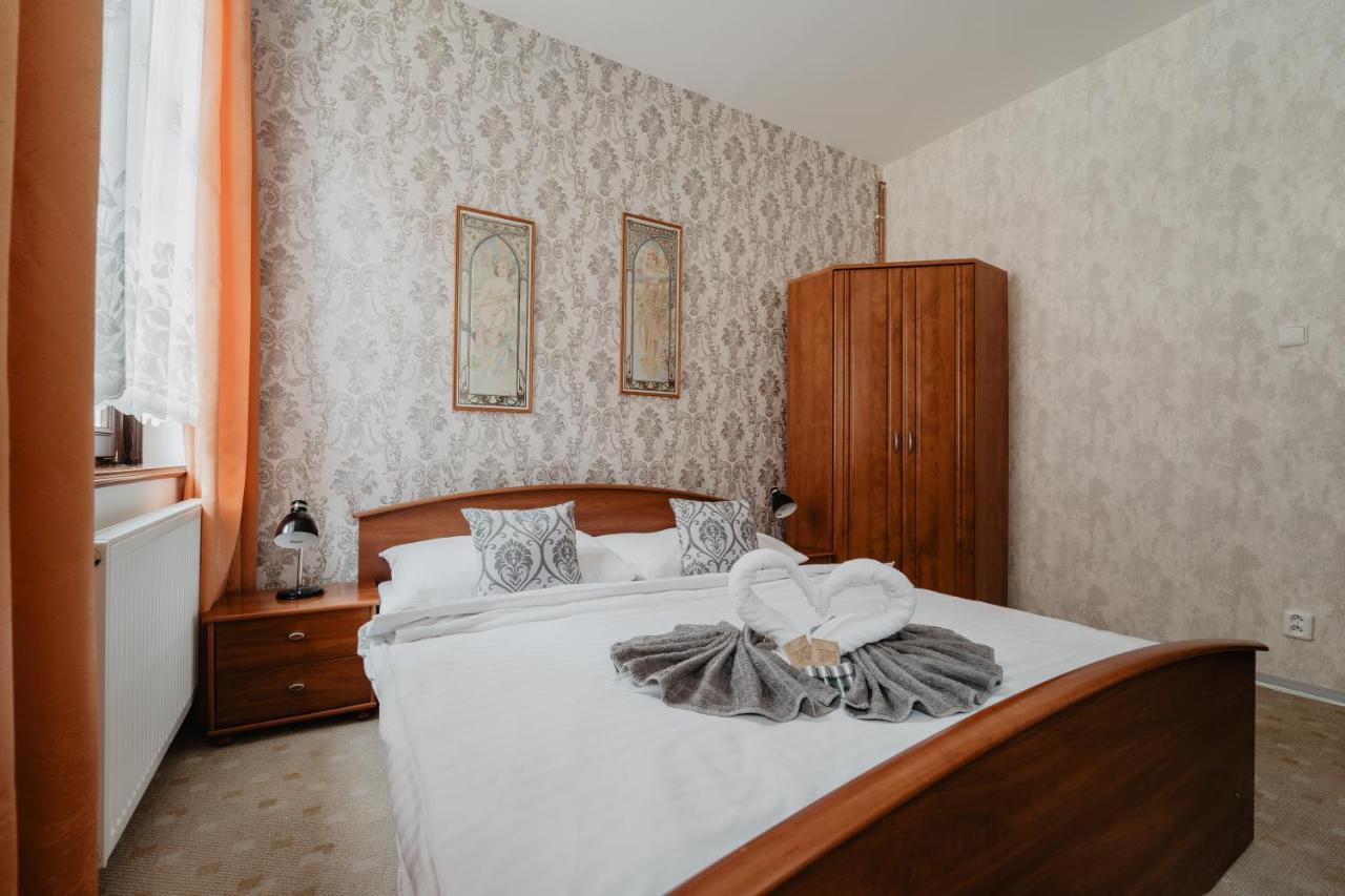 Hotel U Lipy Hřensko Kültér fotó