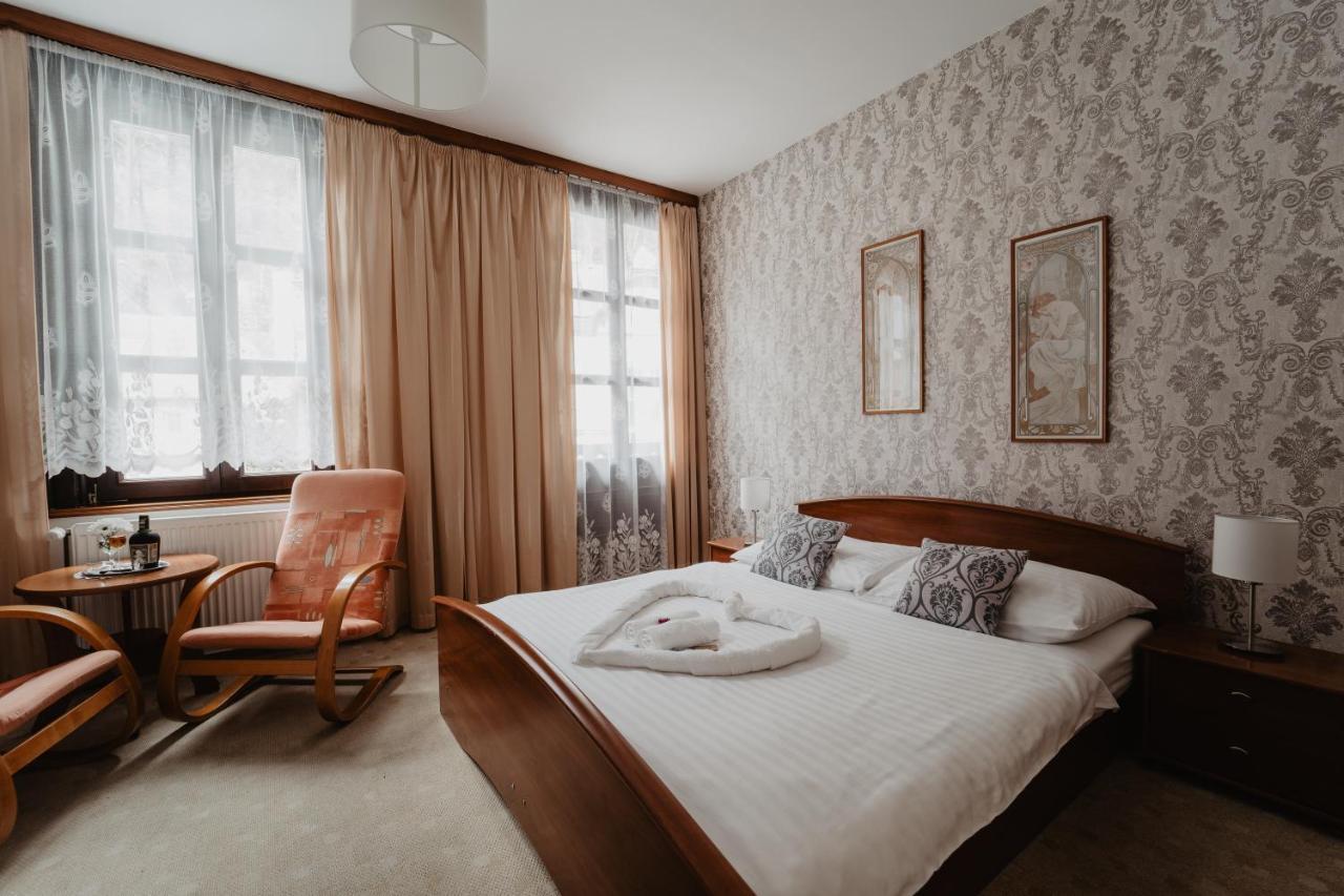 Hotel U Lipy Hřensko Kültér fotó