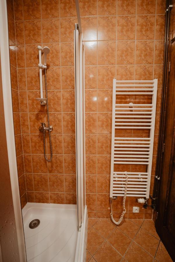 Hotel U Lipy Hřensko Kültér fotó
